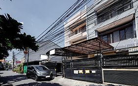 J&B Rooms Tomang Jakarta Mitra RedDoorz